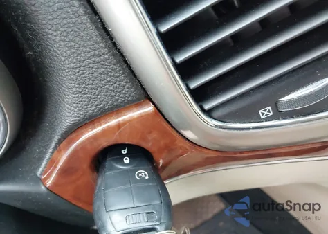 2012 Jeep Grand Cherokee Limited из США, поврежденный, VIN 1C4RJEBG9CC258371